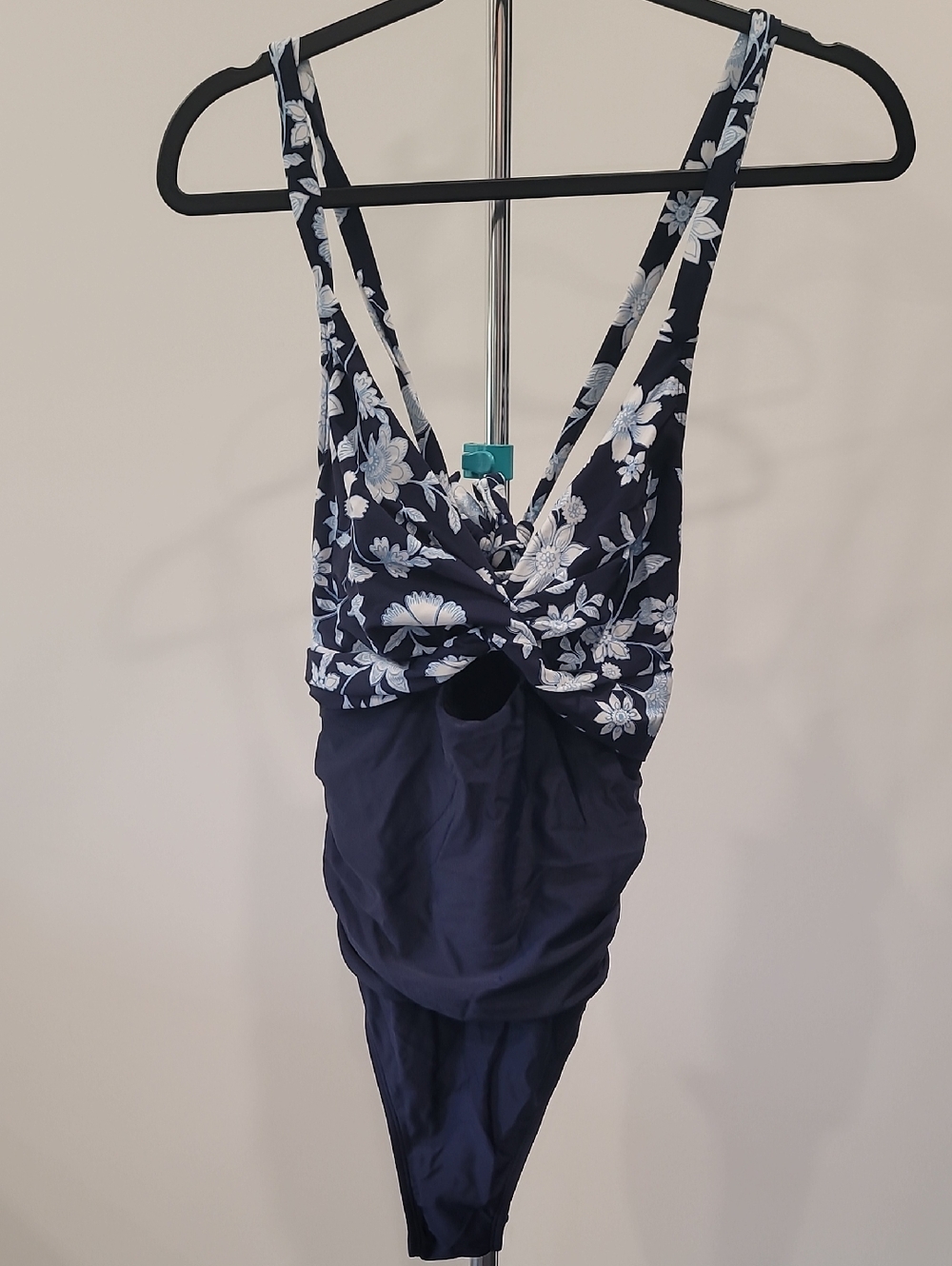 Cupshe Navy Blue & White Floral One-Piece Swimsuit